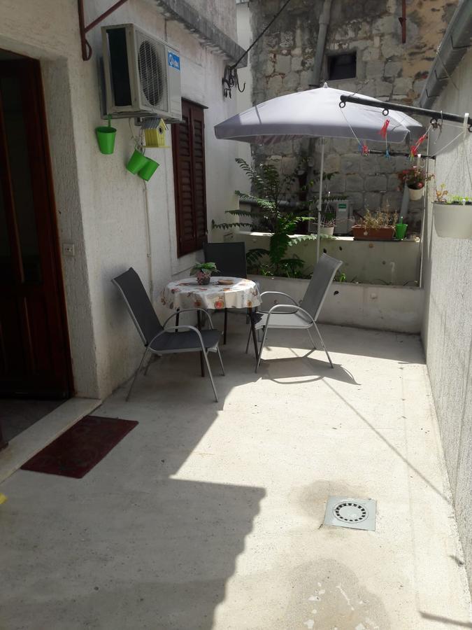 Apartments Eldi สปลิท ภายนอก รูปภาพ